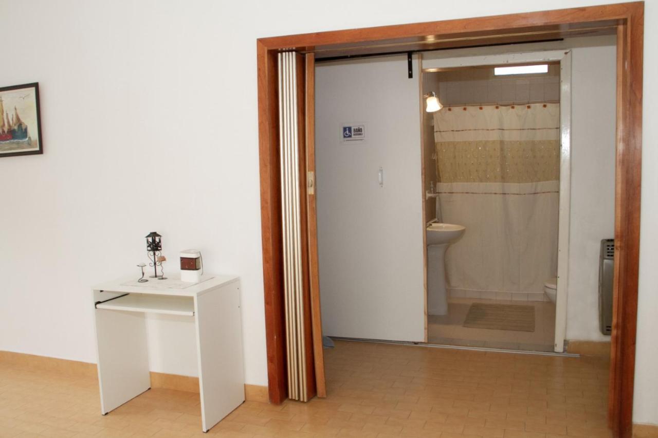 بويرتو مادرين Guanaco Hostel المظهر الخارجي الصورة